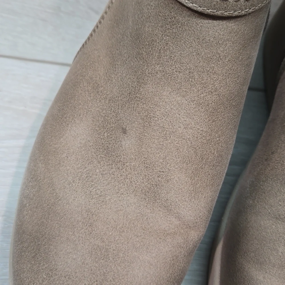 Skechers Womens Ankle Wedge Boots shoes sz 10